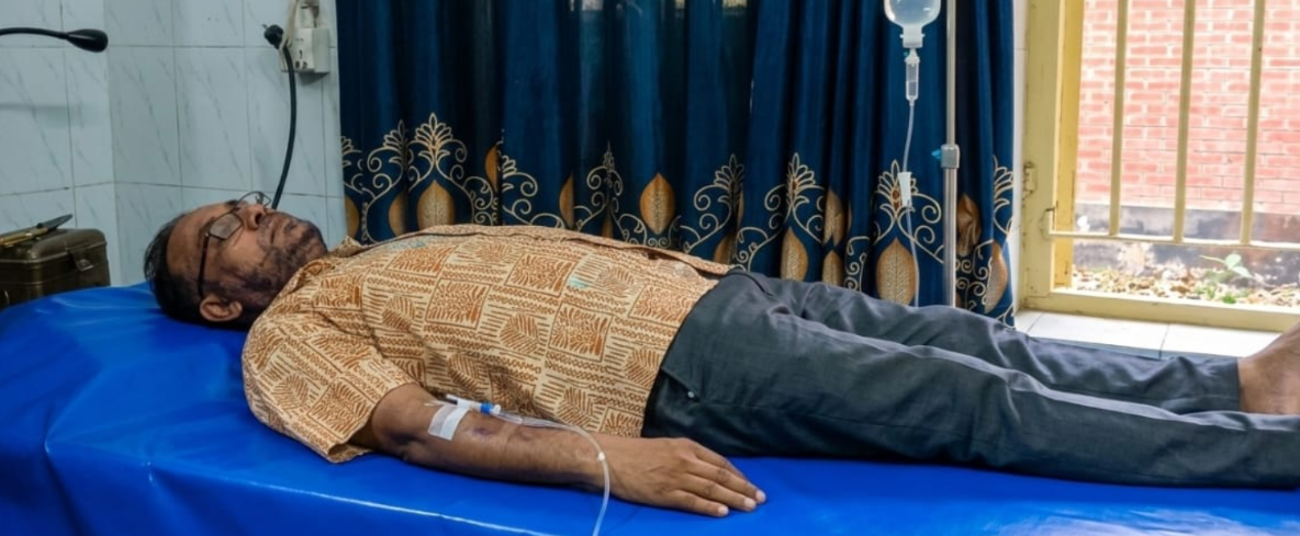 শ্রীমঙ্গলে নির্বাহী ম্যাজিস্ট্রেটের সামনেই সাংবাদিক বিকুল চক...